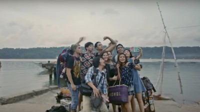 Trò Chơi Đẫm Máu Bloody Crayons